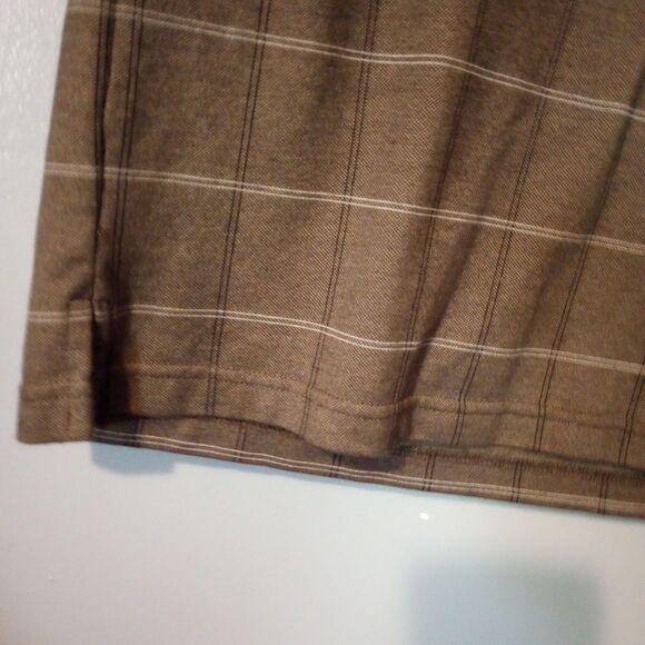 Van Heusen checkered polo style shirt - Picture 4 of 8